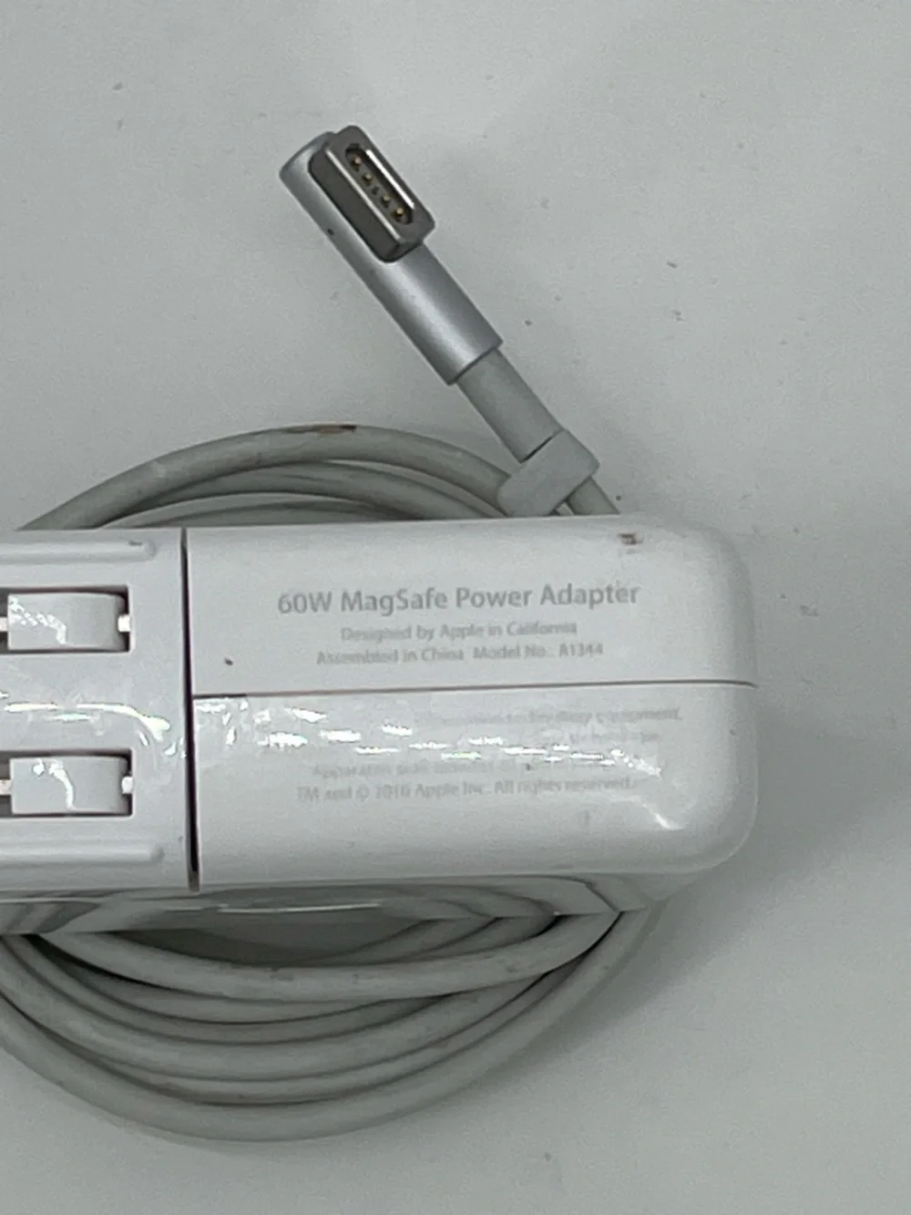 ⭐️Apple White MagSafe Charger 60W MagSafe A1344